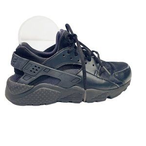 Nike Women's Air Huarache Run Athletic Sneaker 8